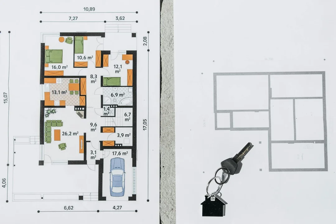 Architectural floor plan showing multiple rooms, a garage, and dimensions in meters, typical of a new construction home